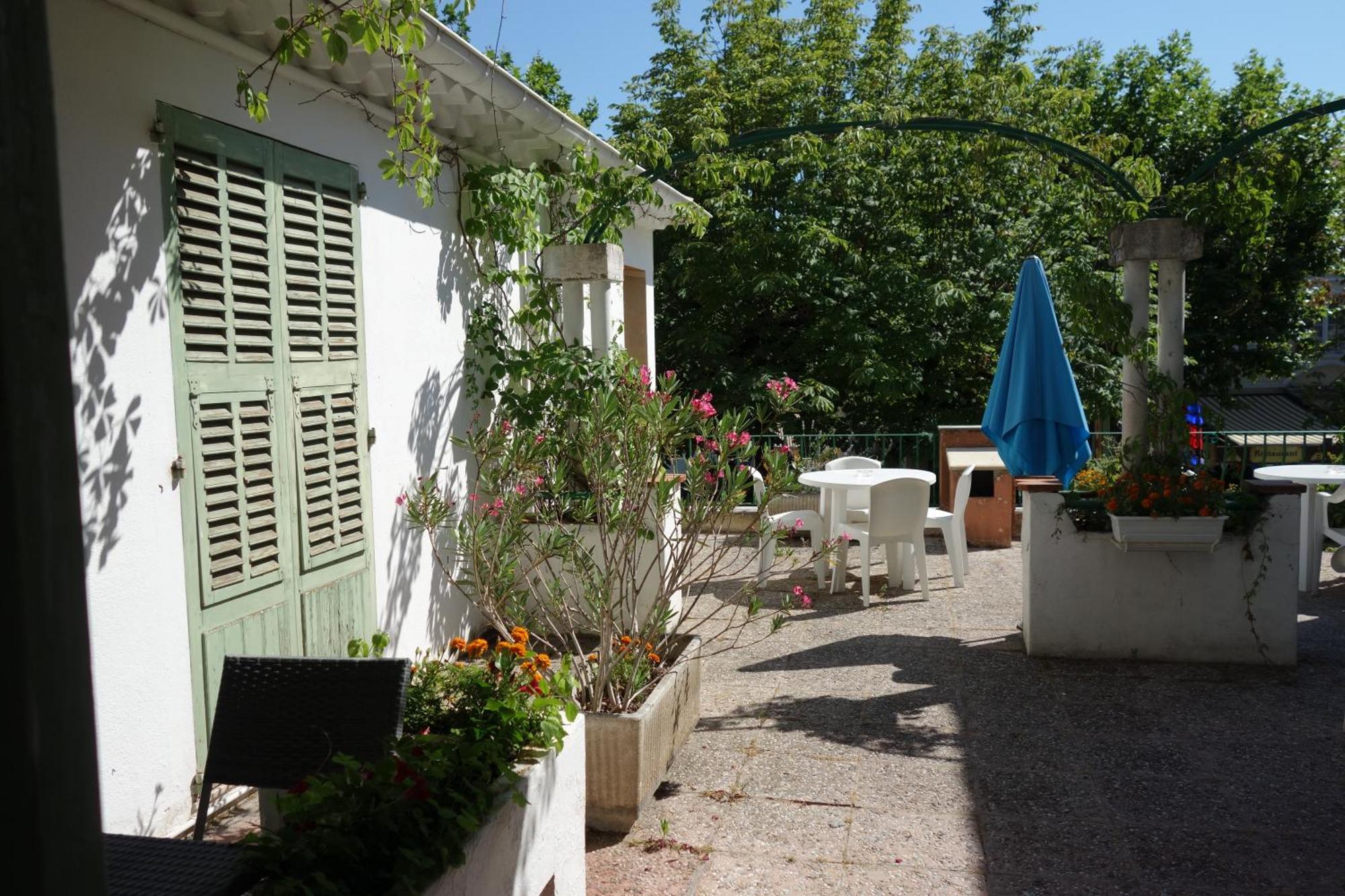Hotel Le Prejoly Saint-Vallier-de-Thiey Стая снимка