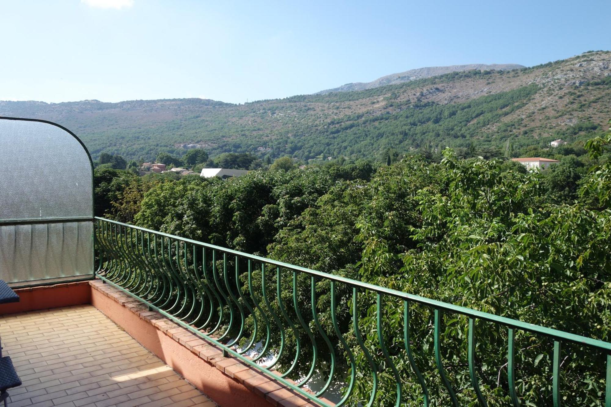 Hotel Le Prejoly Saint-Vallier-de-Thiey Стая снимка