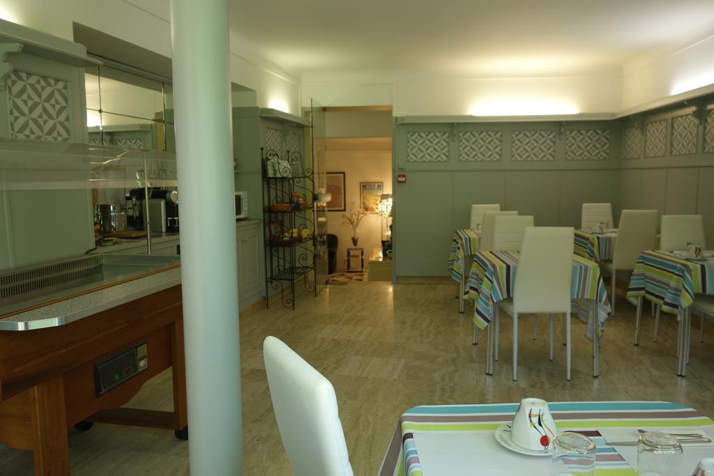 Hotel Le Prejoly Saint-Vallier-de-Thiey Екстериор снимка